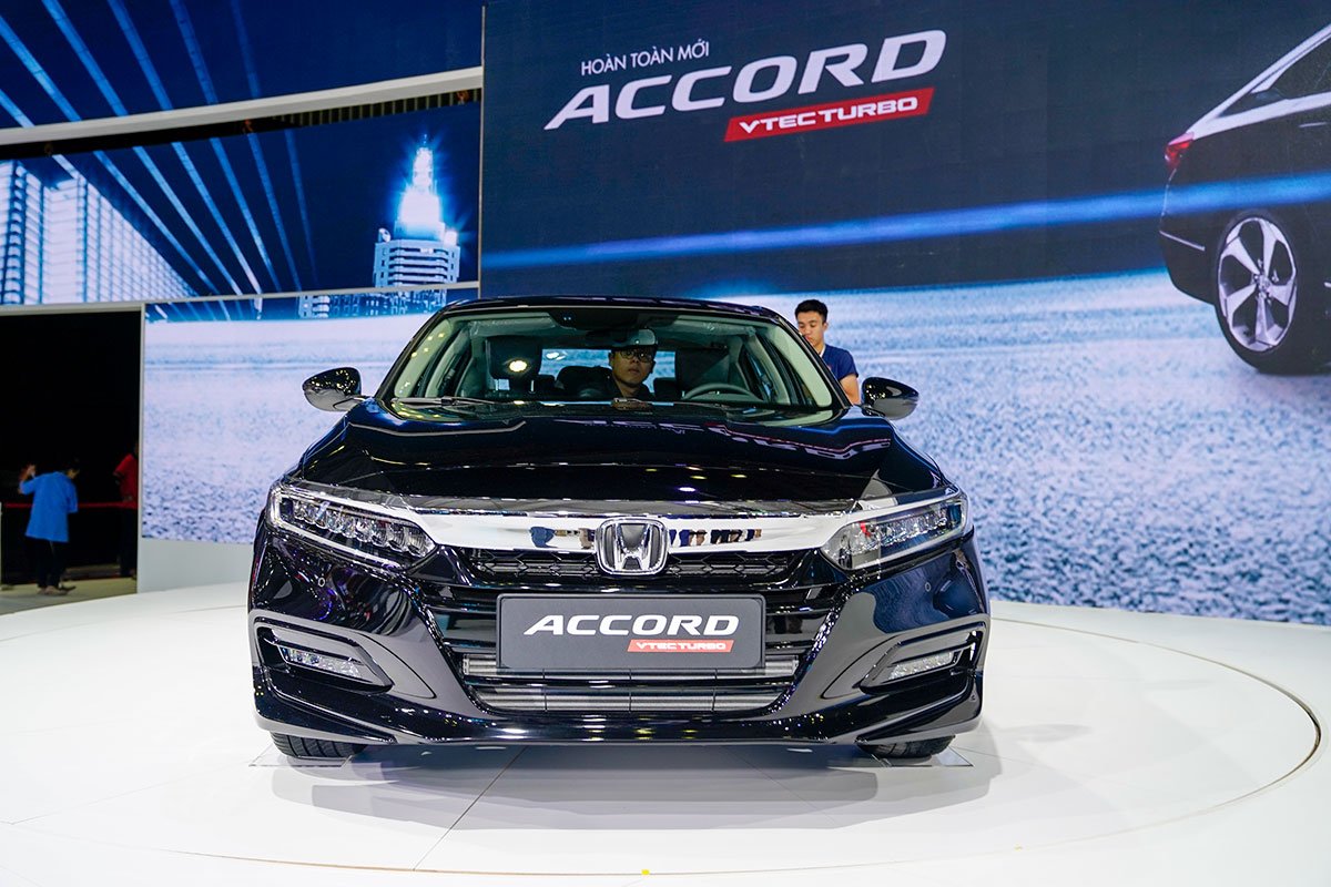 dau xe honda accord 2020