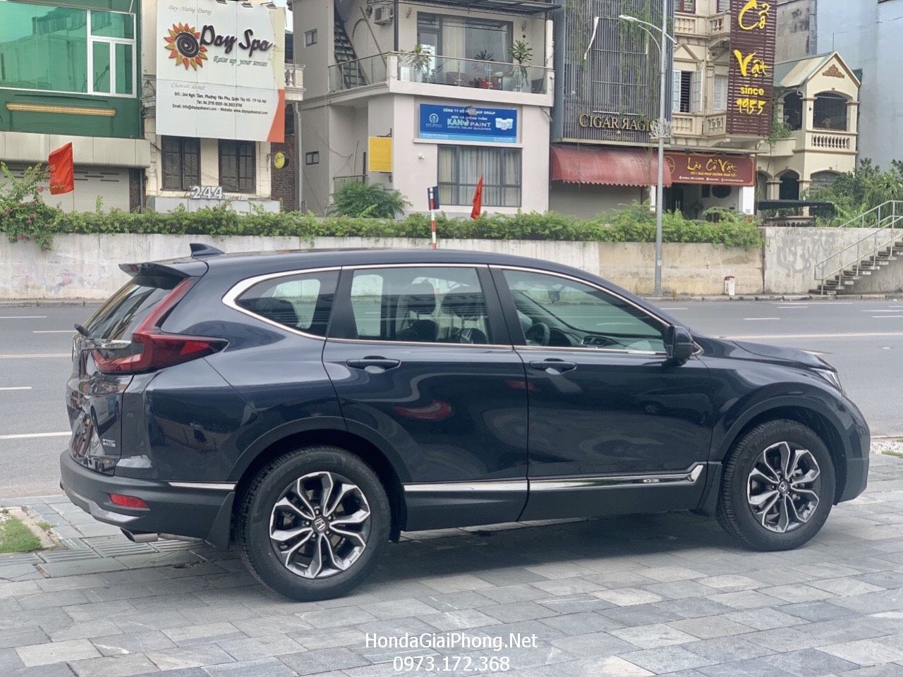 Hinh thuc te honda crv 2020 tai Honda tay ho Ha Noi 8