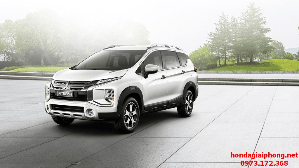 Mitsubishi Xpander Cross 1