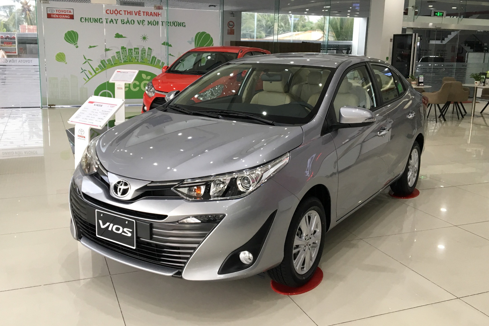 4 mau sedan hang B giam gia nam 2020 toyota vios