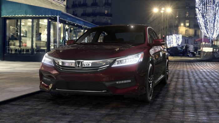 1 Ngoai that xe Honda Accord 2017