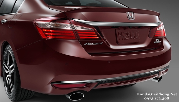 B6 ngoai that xe honda accord 2018